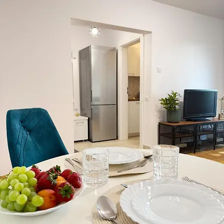 Old Town & Cozy Apartment Bucharest