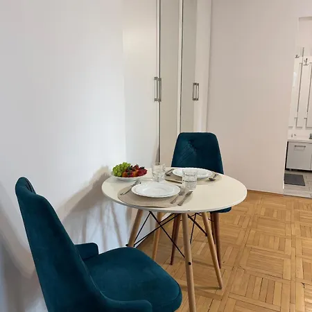 Old Town & Cozy Apartment Bucharest